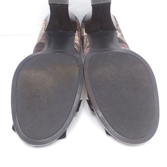 RAMPAGE Retro Wool & Patent Front Buckle Pumps EUC - Picture 8 of 8